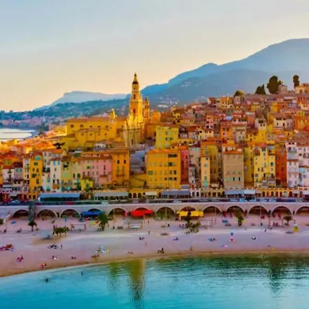 Royal Plaza 아파트 멍똥